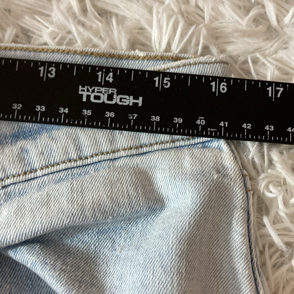 Abercrombie & Fitch - The Slim Straight Ultra High Rise - Picture 10 of 12